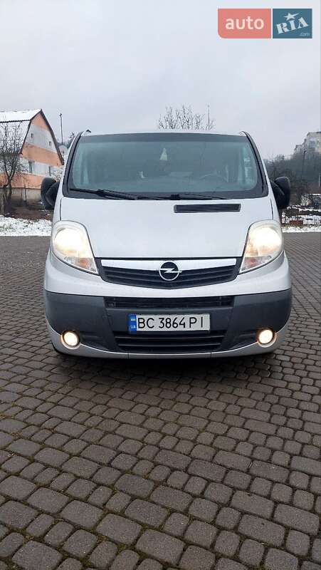 Opel Vivaro 2013