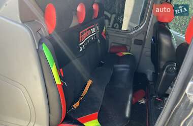 Минивэн Opel Vivaro 2007 в 