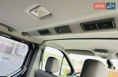 Минивэн Opel Vivaro 2013 в 