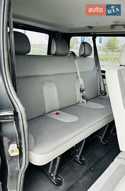 Минивэн Opel Vivaro 2013 в 
