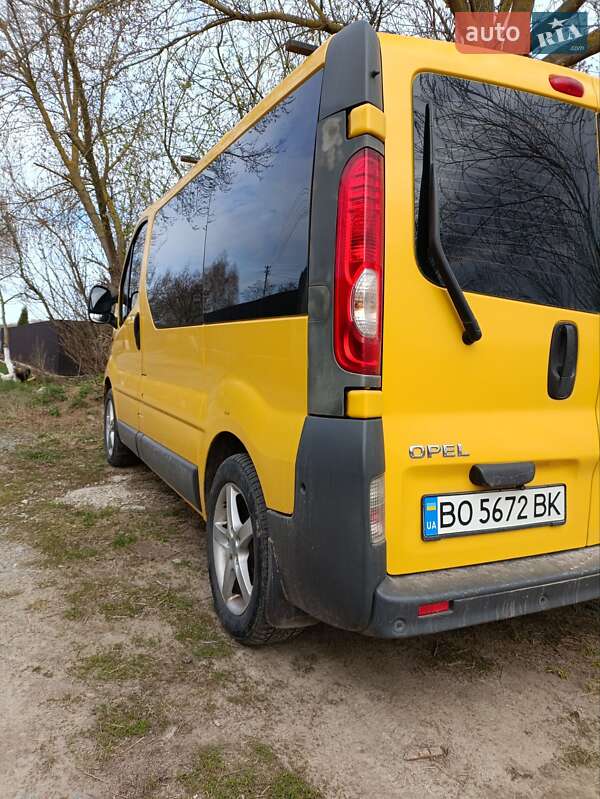 Минивэн Opel Vivaro 2009 в Бердичеве