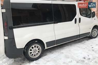 Мінівен Opel Vivaro 2006 в 