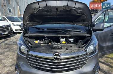 Минивэн Opel Vivaro 2018 в 