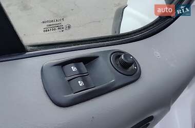 Минивэн Opel Vivaro 2005 в 