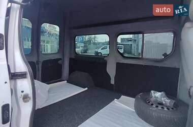 Минивэн Opel Vivaro 2005 в 