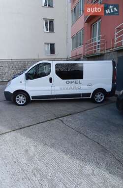 Минивэн Opel Vivaro 2007 в 