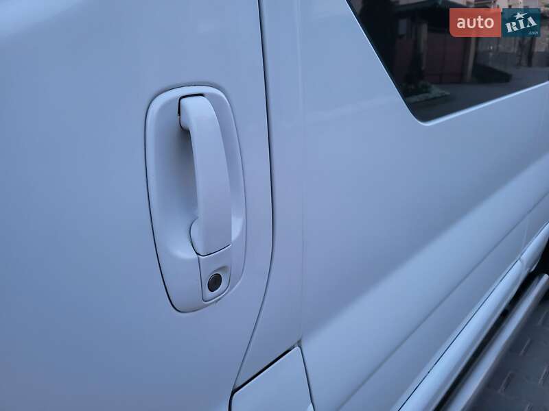 Минивэн Opel Vivaro 2007 в Хмельницком