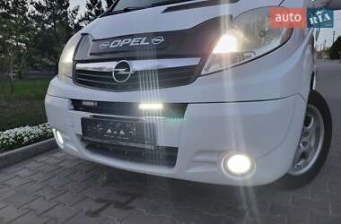 Минивэн Opel Vivaro 2007 в 