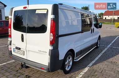 Минивэн Opel Vivaro 2011 в 