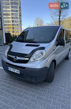 Минивэн Opel Vivaro 2007 в 
