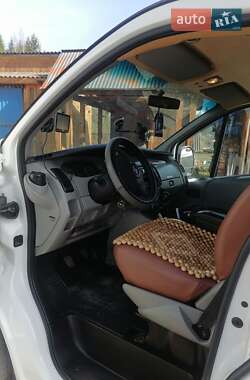 Минивэн Opel Vivaro 2007 в 
