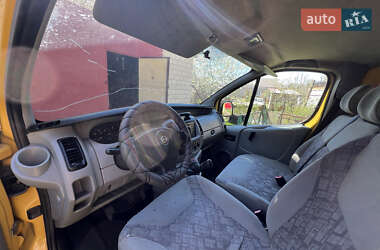 Грузовой фургон Opel Vivaro 2002 в 