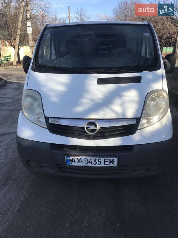 Грузопассажирский фургон Opel Vivaro 2008 в 