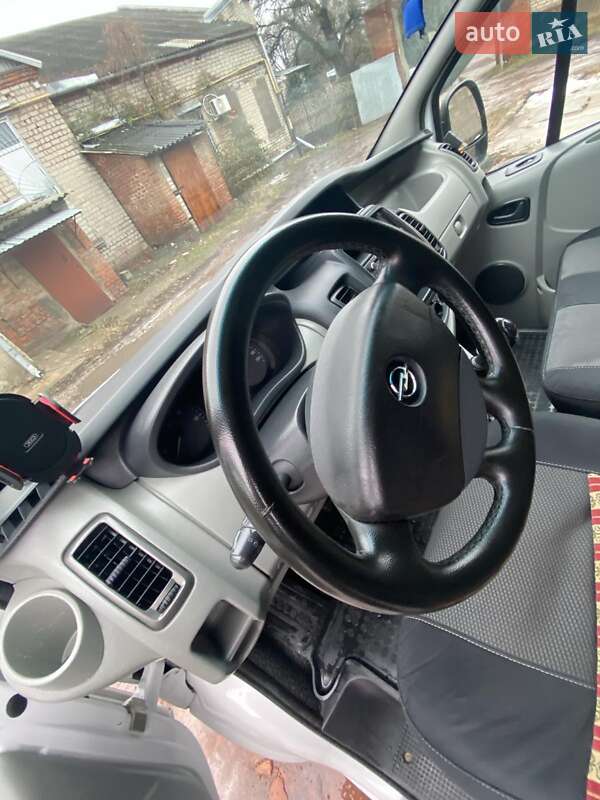 Минивэн Opel Vivaro 2014 в Харькове
