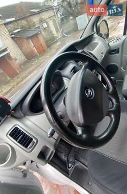 Мінівен Opel Vivaro 2014 в 