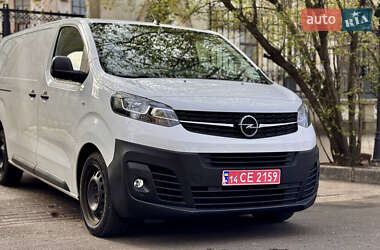 Минивэн Opel Vivaro 2021 в 