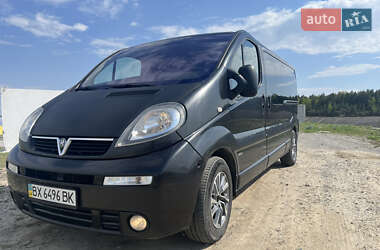 Минивэн Opel Vivaro 2006 в Нетешине