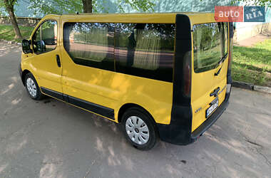 Минивэн Opel Vivaro 2004 в 