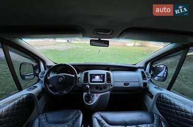 Минивэн Opel Vivaro 2003 в 