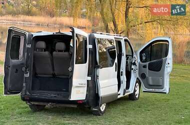 Минивэн Opel Vivaro 2003 в 