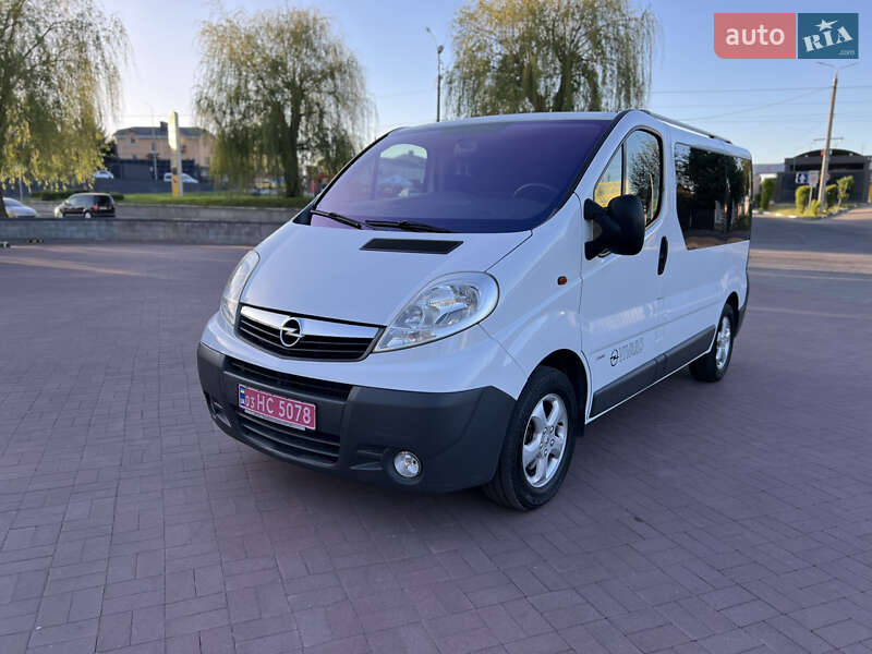 Opel Vivaro 2014