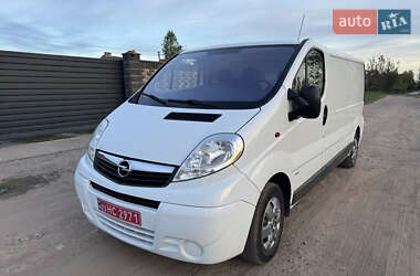 Грузовой фургон Opel Vivaro 2014 в 