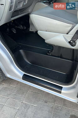 Мінівен Opel Vivaro 2012 в 