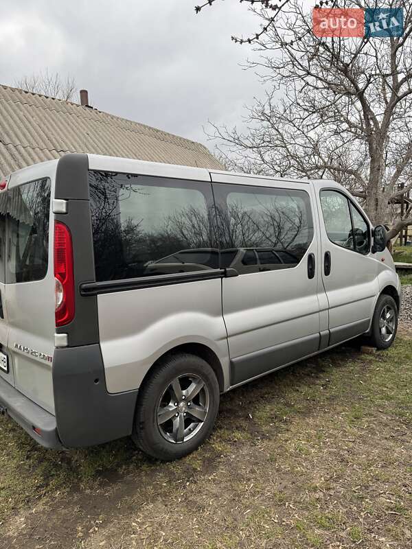 Минивэн Opel Vivaro 2006 в Смолином