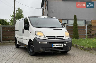 Грузовой фургон Opel Vivaro 2004 в 