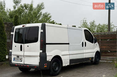 Грузовой фургон Opel Vivaro 2004 в 