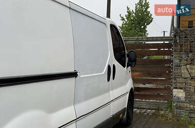 Грузовой фургон Opel Vivaro 2004 в 