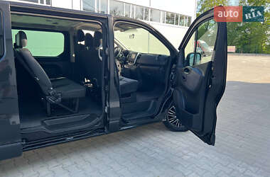 Мінівен Opel Vivaro 2015 в 