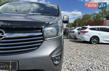 Мінівен Opel Vivaro 2015 в 
