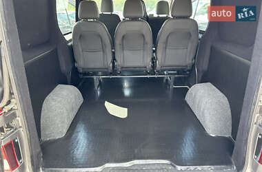 Мінівен Opel Vivaro 2015 в 