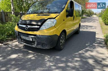 Минивэн Opel Vivaro 2006 в Ровно