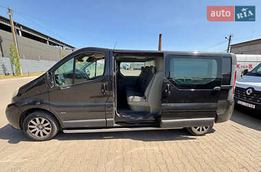 Мінівен Opel Vivaro 2011 в Радивиліві