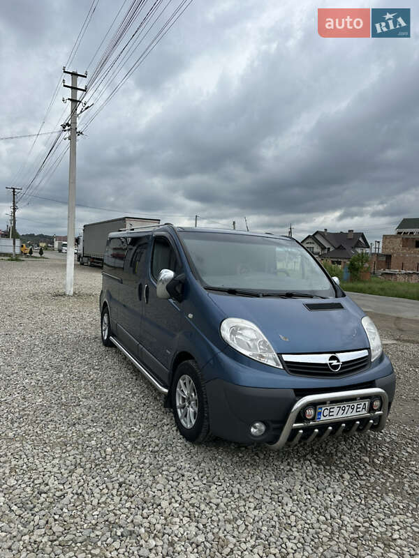 Мінівен Opel Vivaro 2014 в 