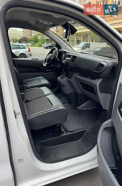 Минивэн Opel Vivaro 2020 в 