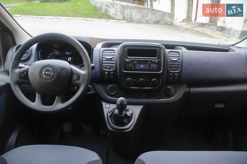 Минивэн Opel Vivaro 2017 в Кременце