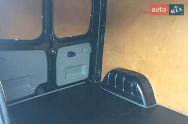 Вантажний фургон Opel Vivaro 2012 в 