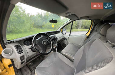 Грузовой фургон Opel Vivaro 2010 в 