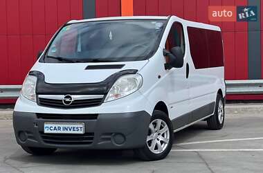 Минивэн Opel Vivaro 2010 в 
