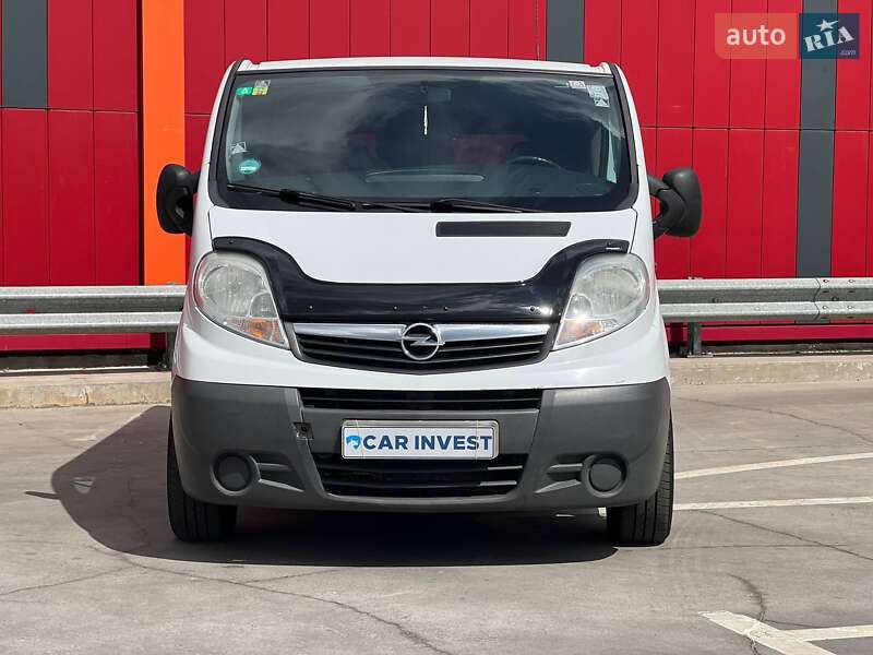 Минивэн Opel Vivaro 2010 в Киеве
