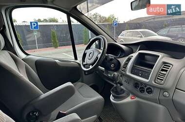 Мінівен Opel Vivaro 2011 в 