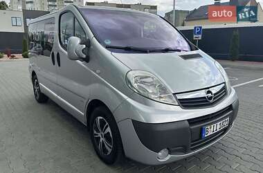 Мінівен Opel Vivaro 2011 в 