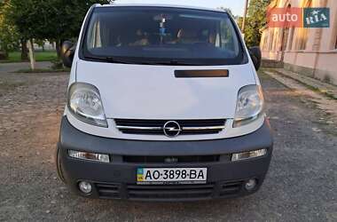 Минивэн Opel Vivaro 2005 в Ужгороде