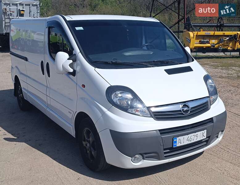 Opel Vivaro 2014