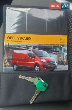 Грузовой фургон Opel Vivaro 2013 в 