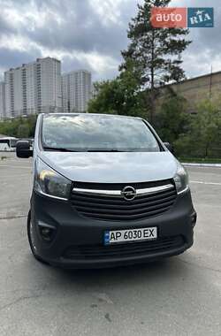 Вантажний фургон Opel Vivaro 2015 в 