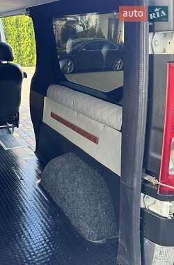 Минивэн Opel Vivaro 2009 в 